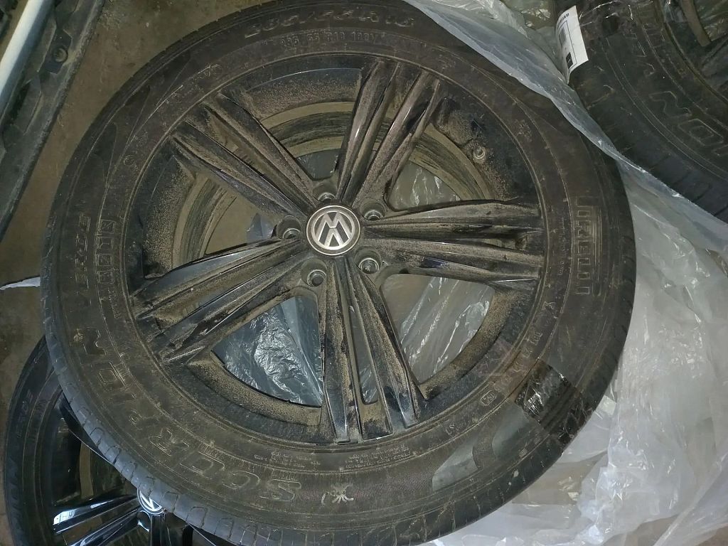 Фото Volkswagen Tiguan 342